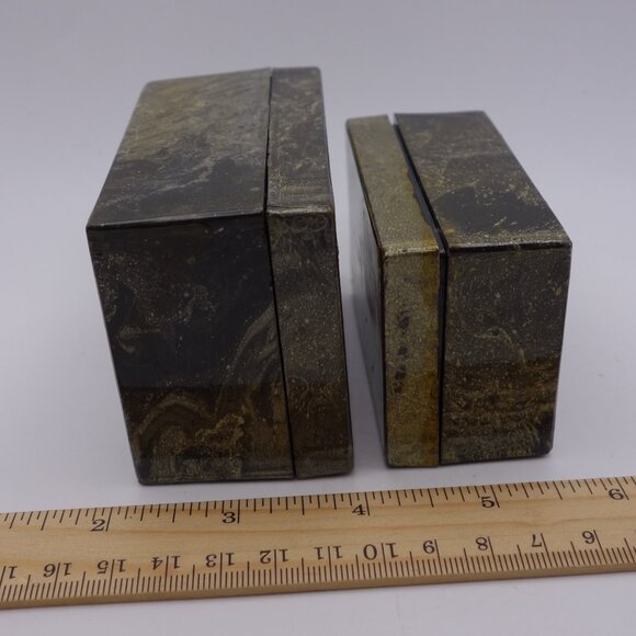 Set of Four Boxes w/ depictions of St Therese Virgen Milagrosa & Heart of Mary - Picture 9 of 16